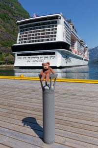 Sitting on a post having a rest, before we get back on the ship.
