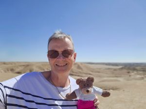 Tedwina and mum in the desert